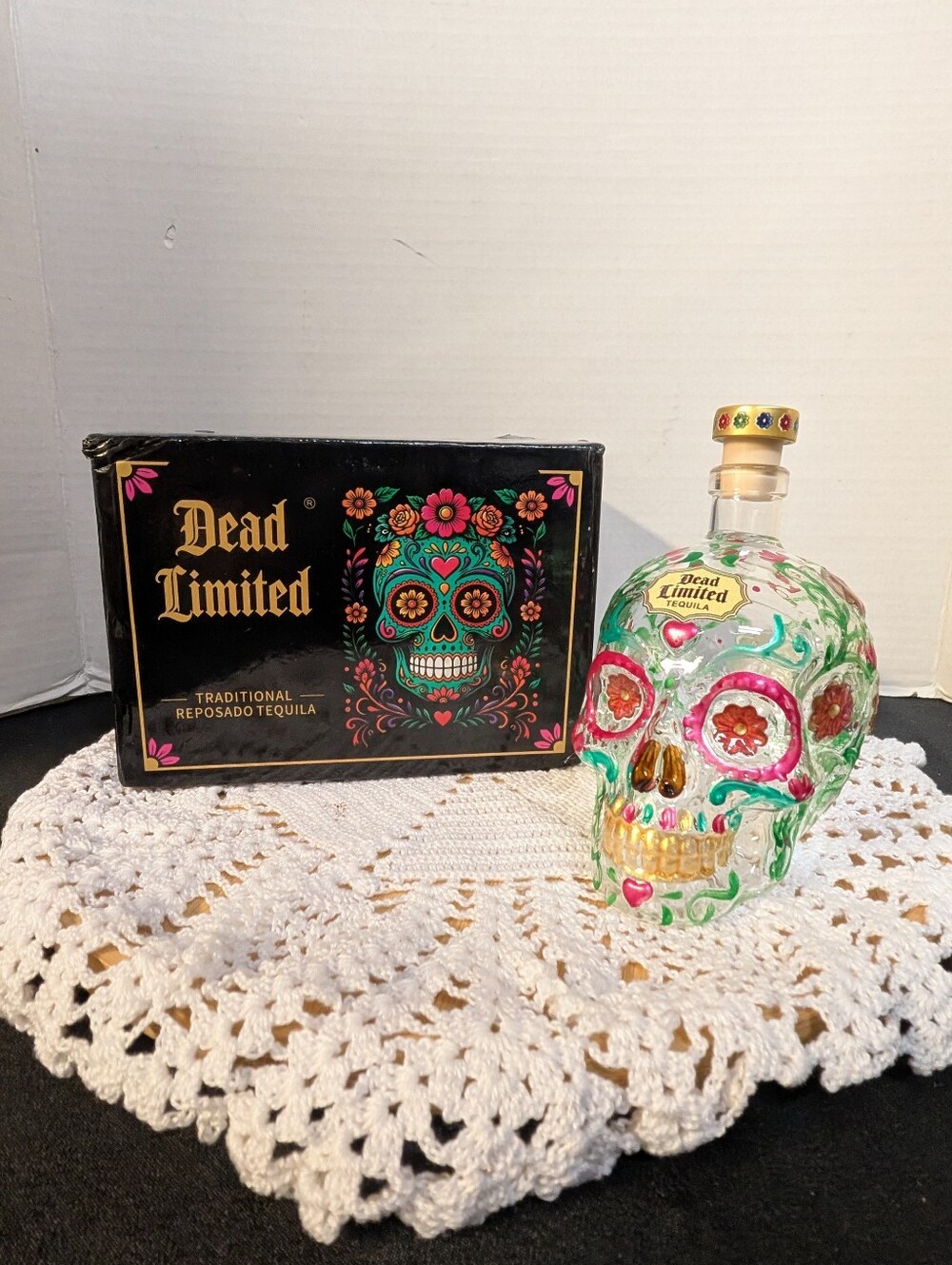 New In Box Dead Limited Day of the Dead Edition Reposado Tequila Skull Bottle